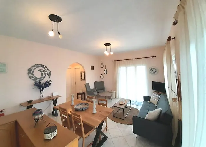 Agrielia Villa *